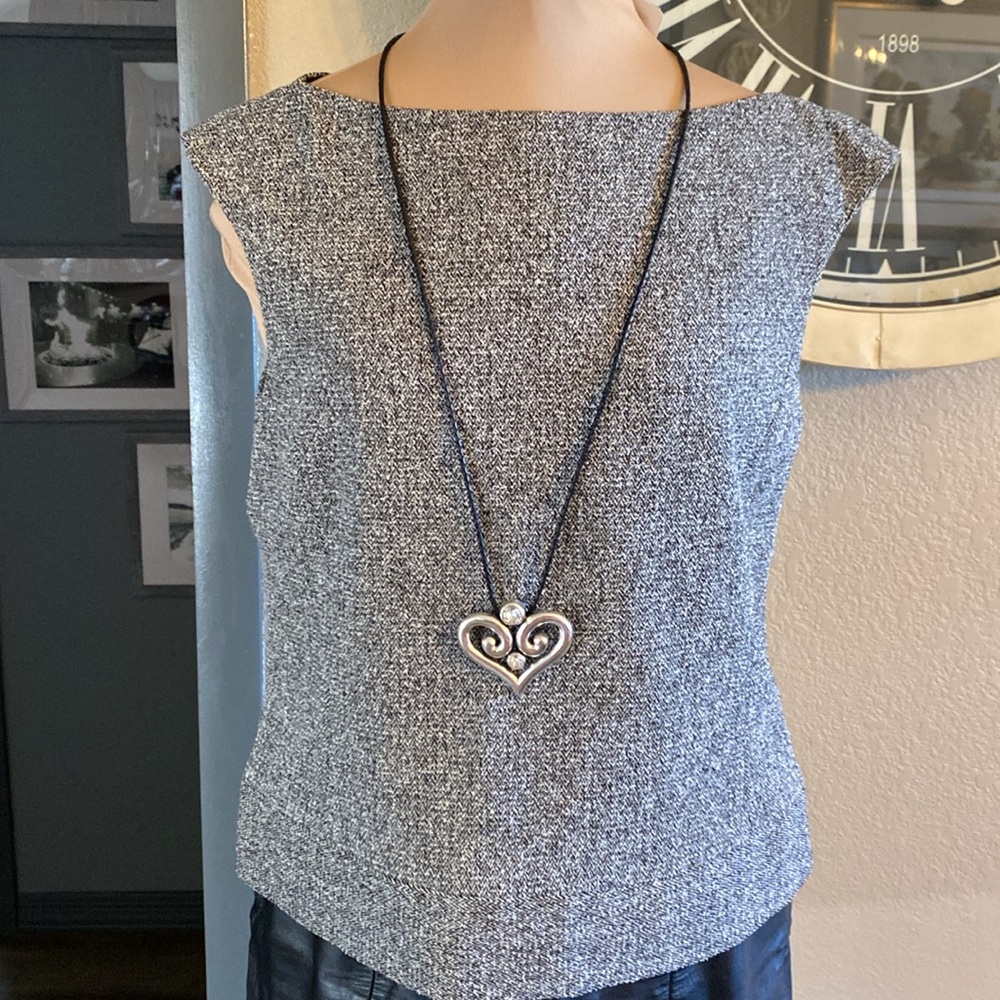 NWT Anne Klein sleeveless top.